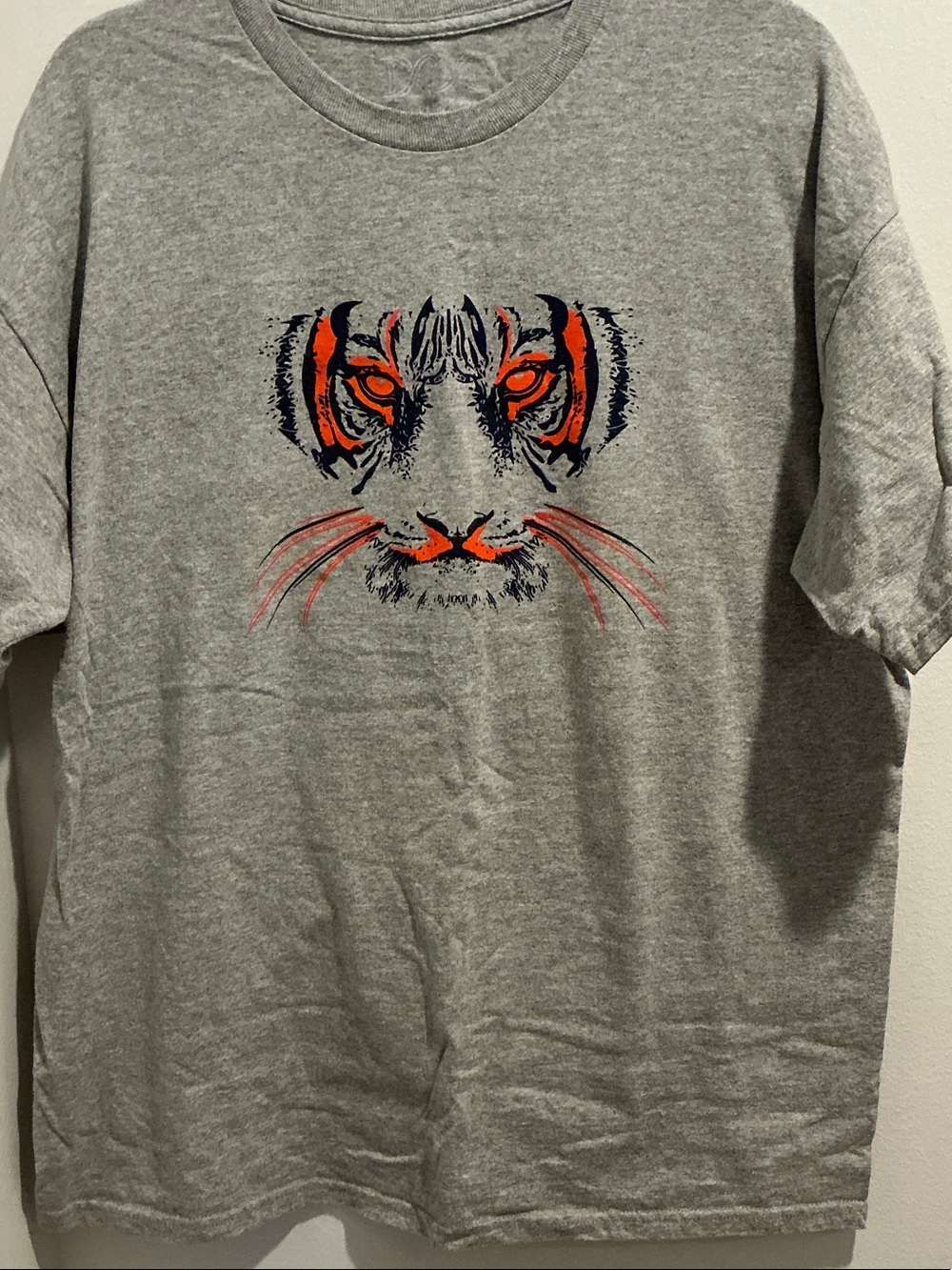 DNA couture Gray Short Sleeve Tee with Orange & Navy Tiger Graphic